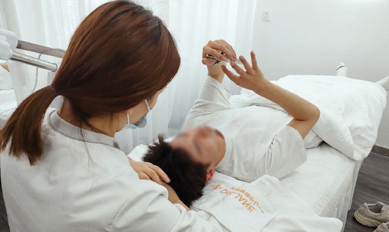 輕醫(yī)美皮膚管理加盟：讓美麗觸手可及